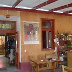Hullam Hostal Révfülöp