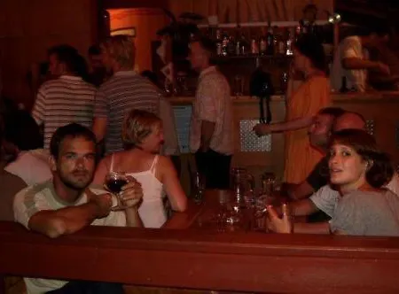 Hullam Hostel Revfulop