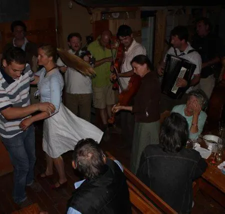 Hullam Ревфюлёп